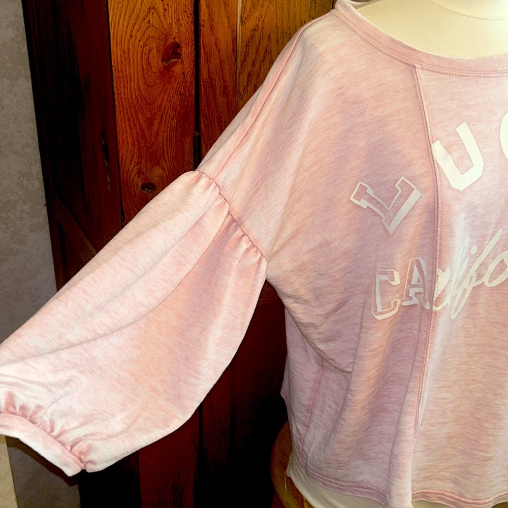 LUCKY🍀BRAND Pink TOP Women’s Medium “LUCKY CALIFORNIA” Lightweight Sweatshirt💗